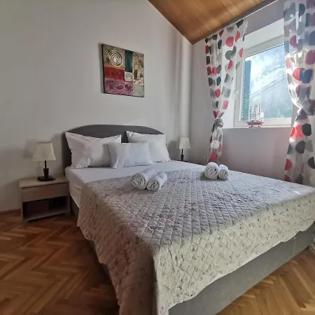 Delminium Apartamento *